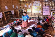 Summer pre-primary school course arranged in Bokeo Province (Northern Laos) to prepare ethnic children -- whose communities have no pre-school -- Lao language before attending grade 1 Kuva: Plan International